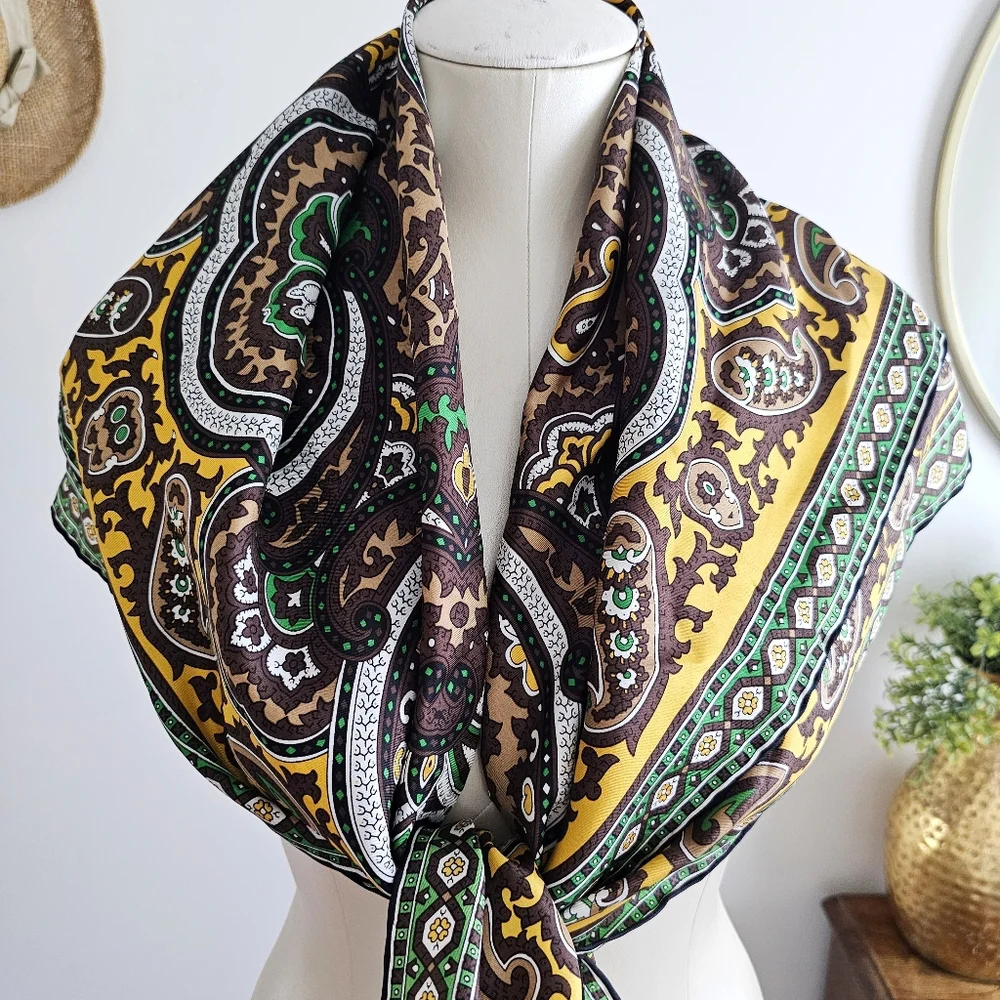 2012 Talbots 100% Silk Elegant Paisley Square Bandana 34